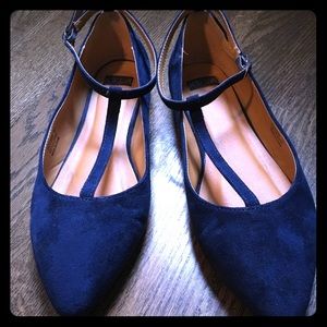 Blue velvet t strap flats